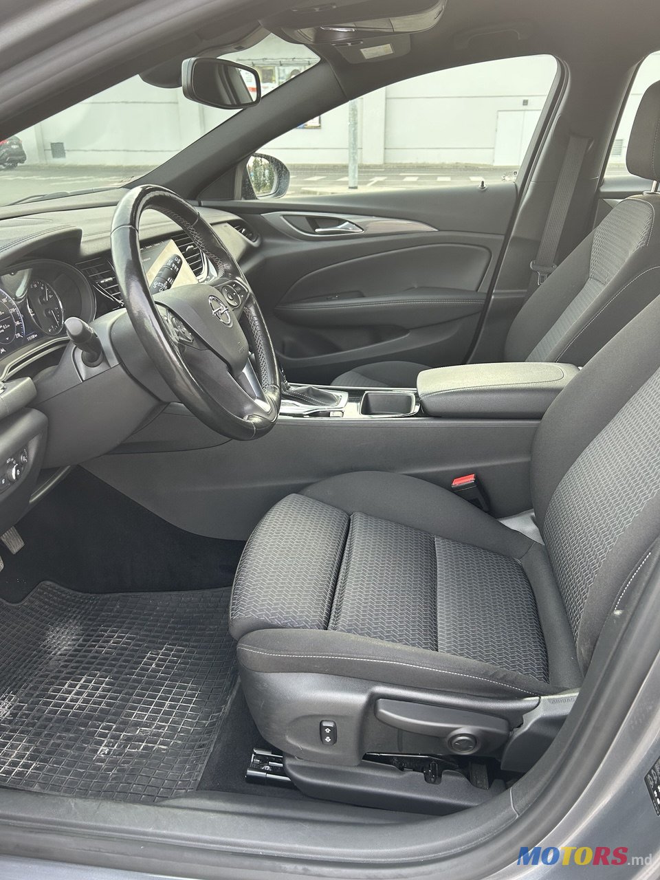 2021' Opel Insignia photo #6