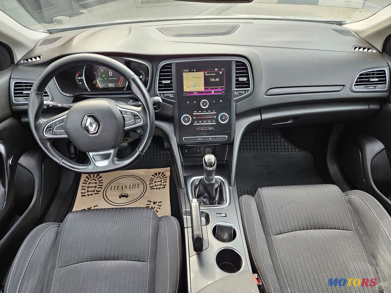 2017' Renault Megane photo #3