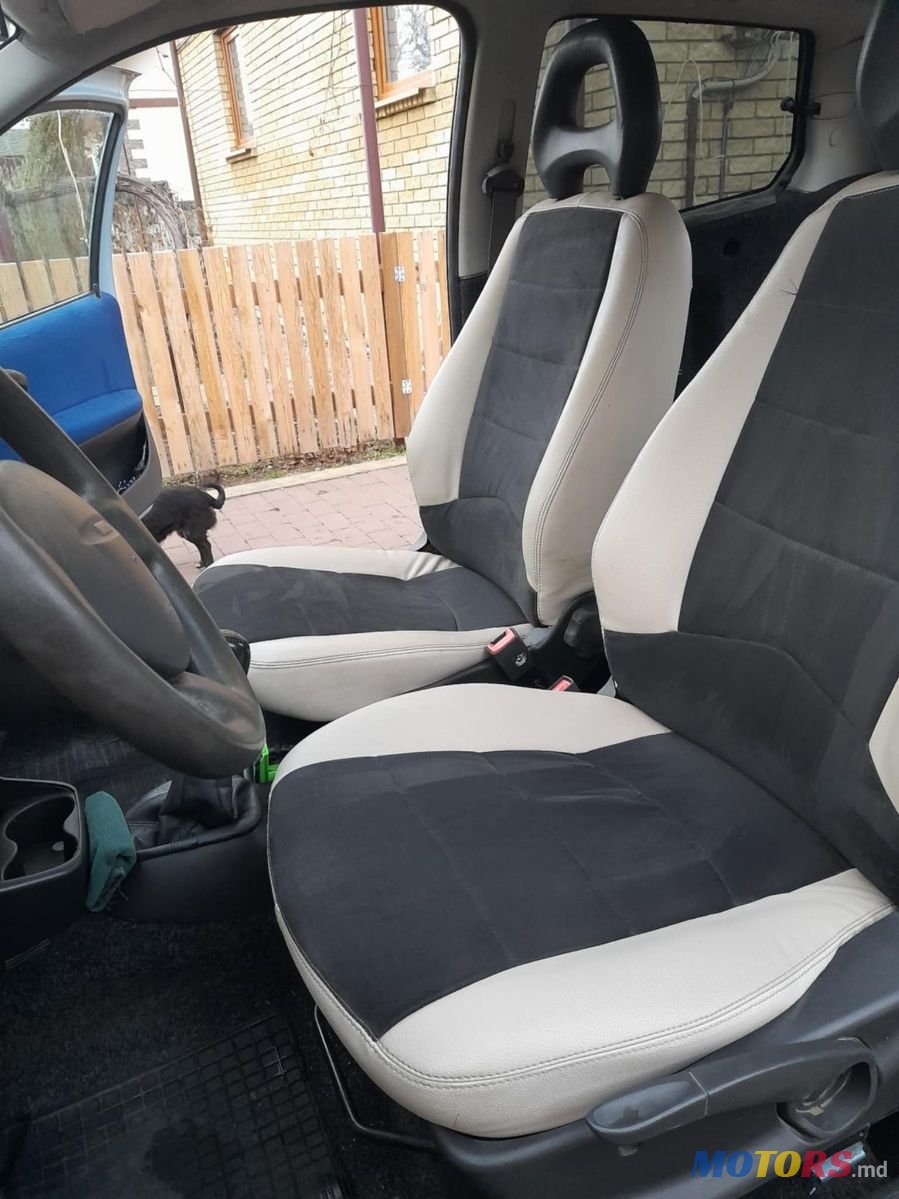2001' Fiat Punto photo #2