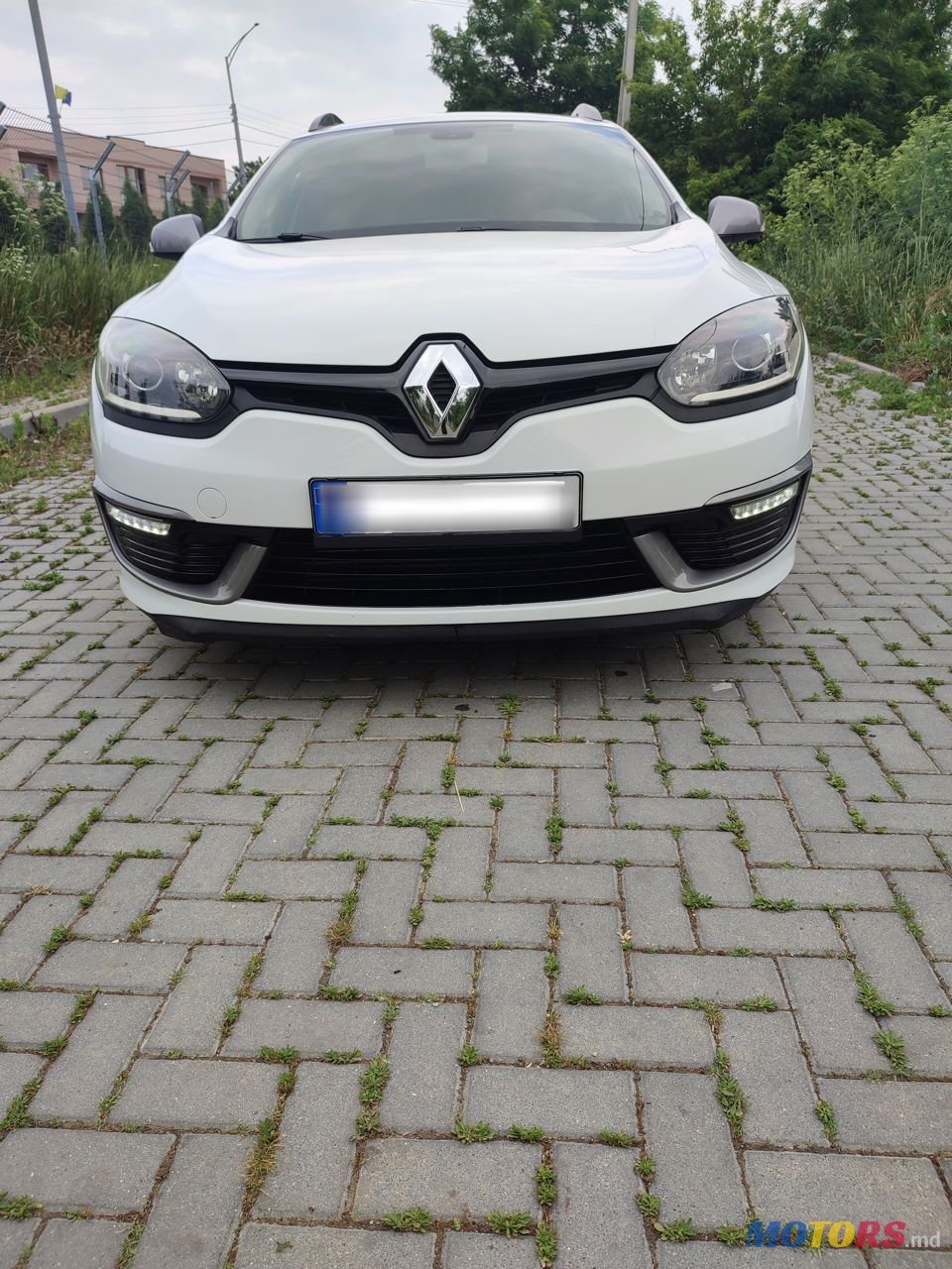2014' Renault Megane photo #1
