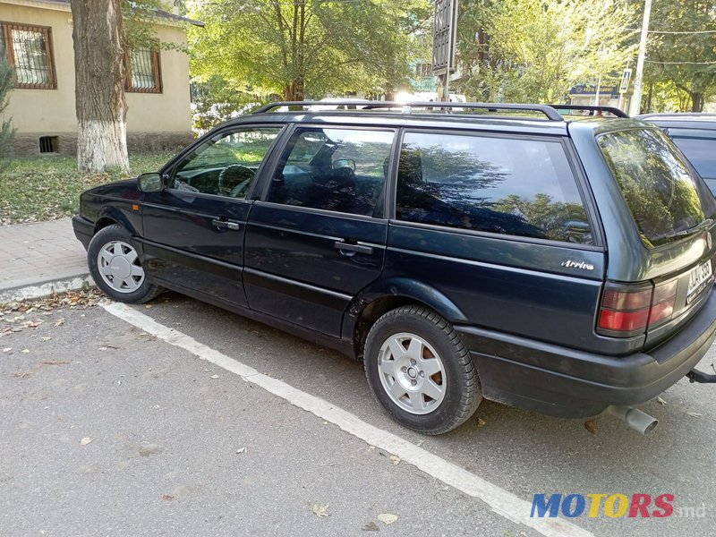 1994' Volkswagen Passat photo #4