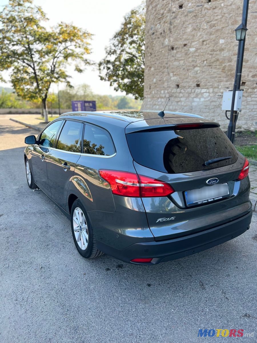 2016' Ford Focus photo #4