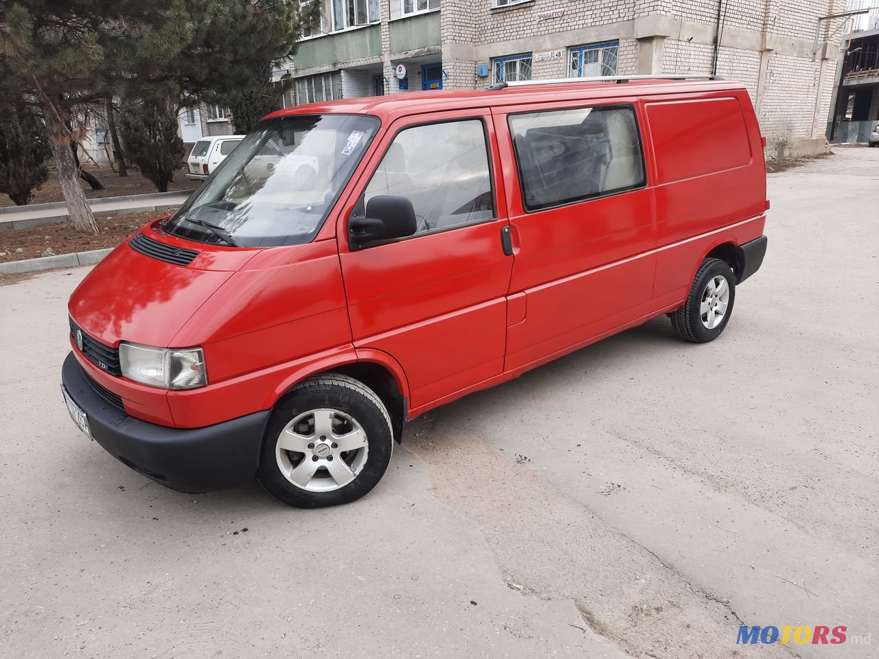 2000' Volkswagen Transporter photo #2