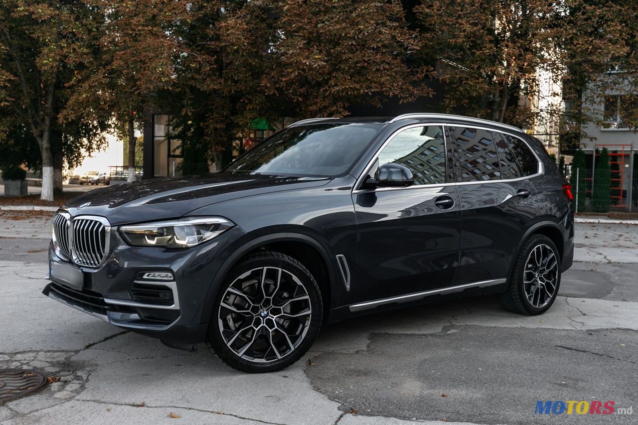 2019' BMW X5 photo #4