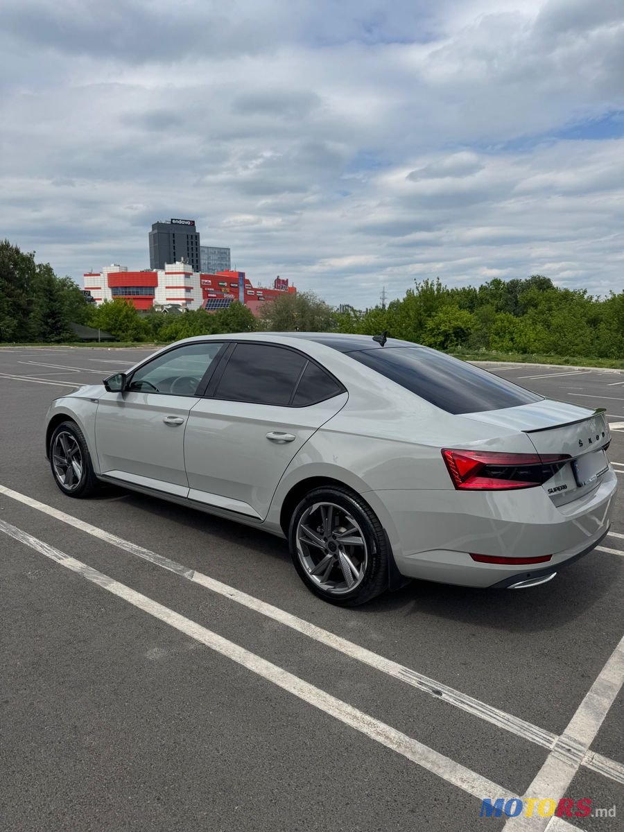 2023' Skoda Superb photo #4