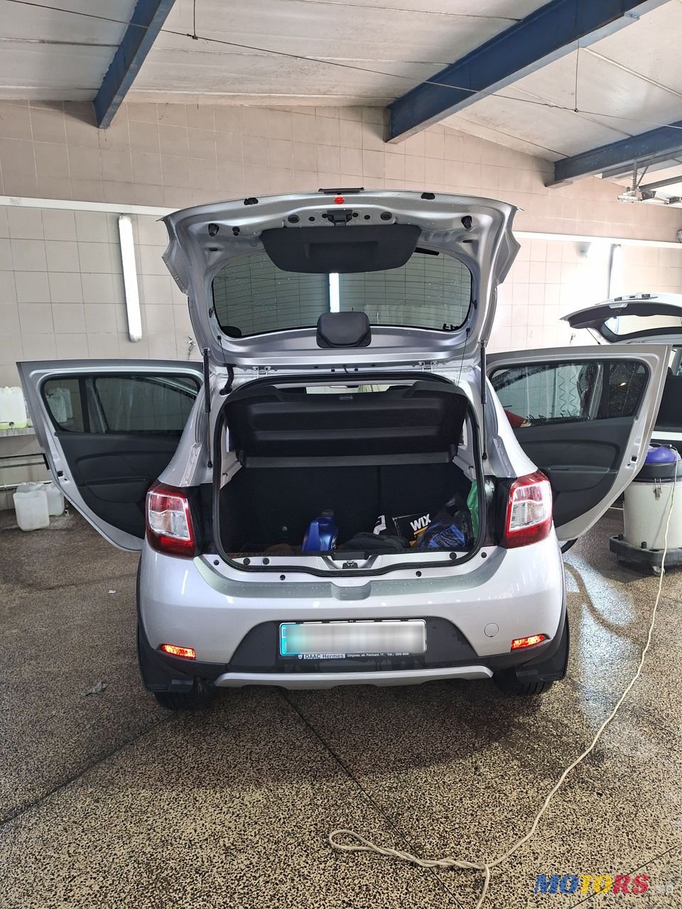 2015' Dacia Sandero photo #5