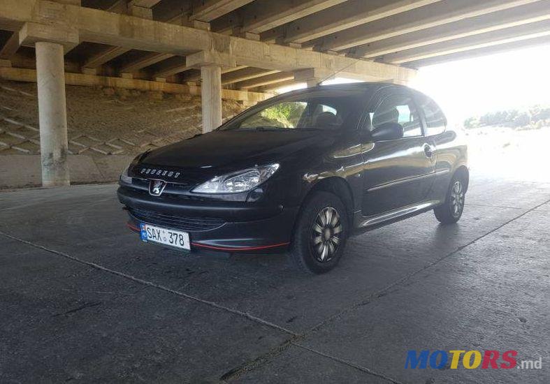 2001' Peugeot 206 photo #1