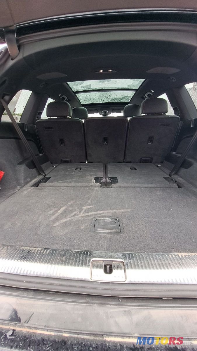 2016' Audi Q7 photo #4