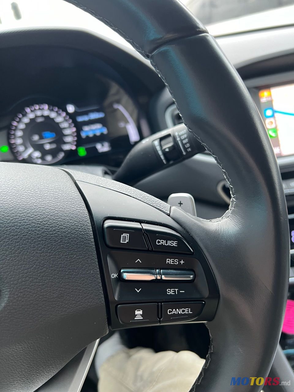 2019' Hyundai Ioniq photo #2