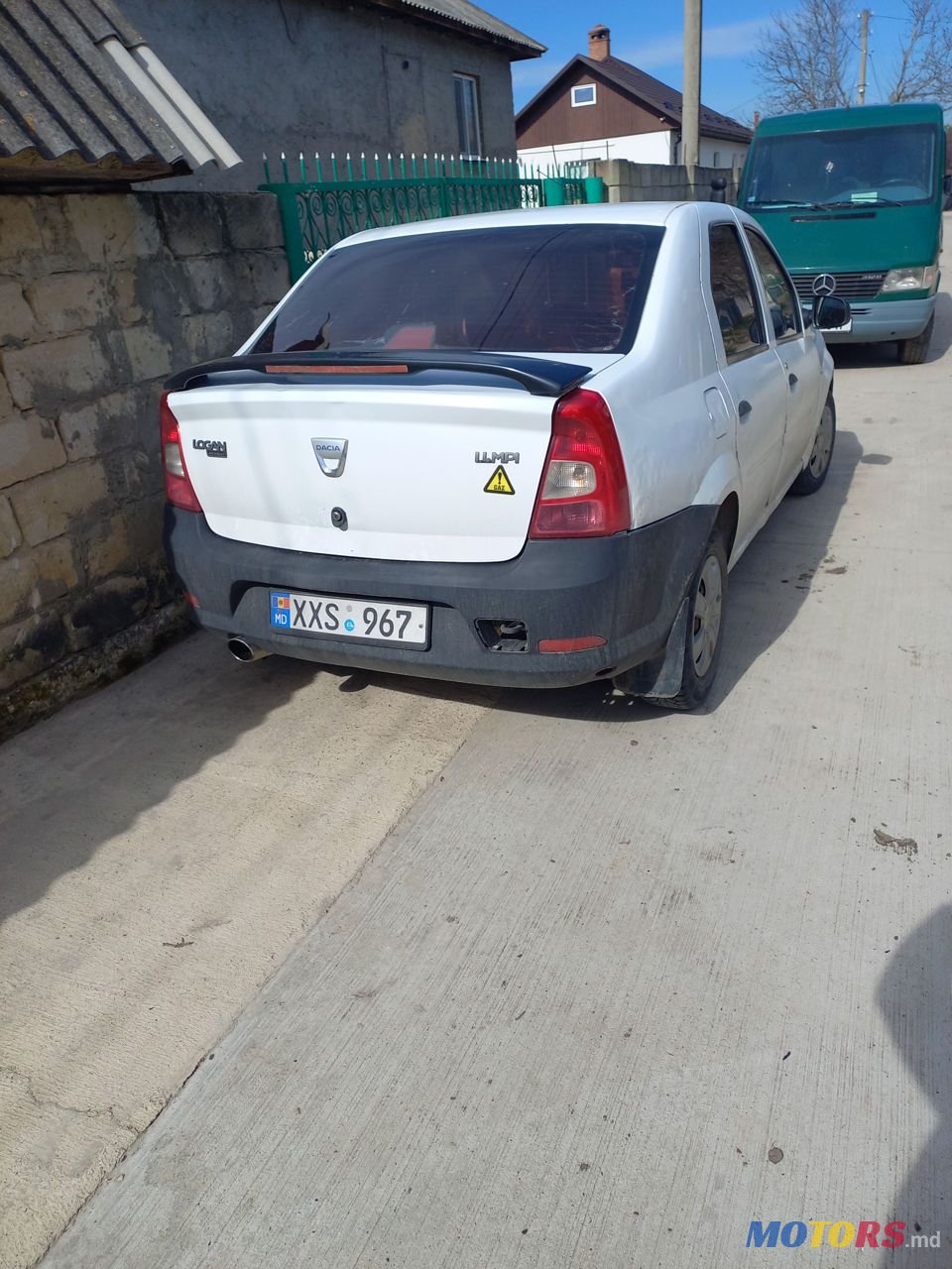 2008' Dacia Logan photo #2