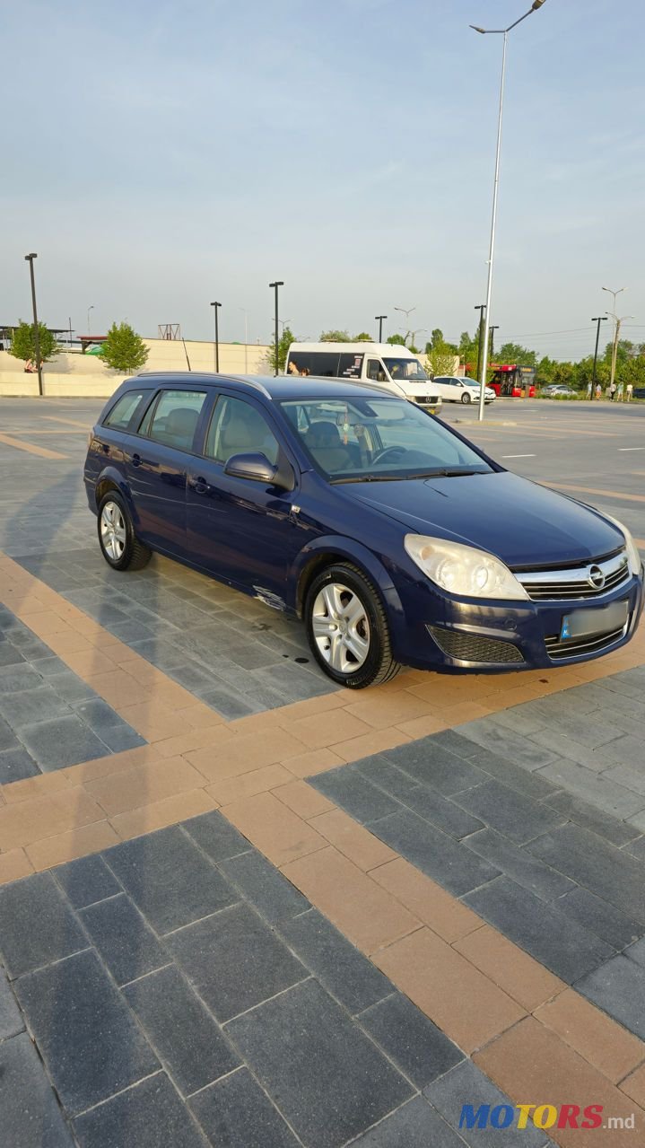 2009' Opel Astra photo #3