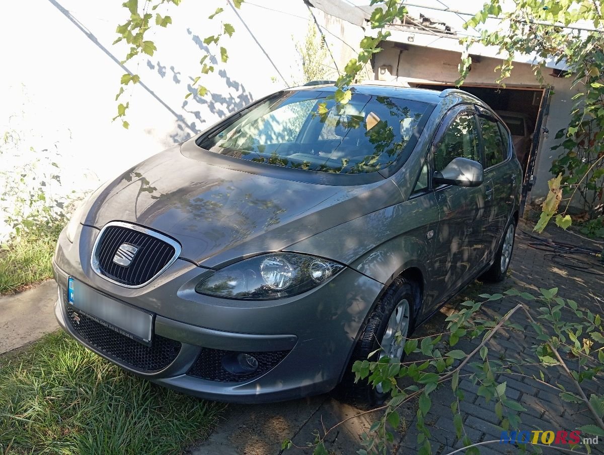 2007' SEAT Altea XL photo #2