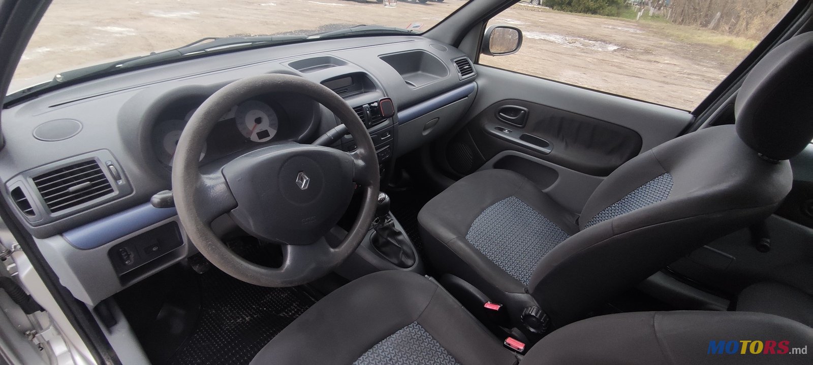 2008' Renault Clio Simbolul photo #1