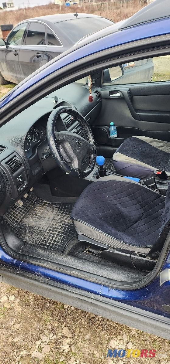 2004' Opel Astra photo #5