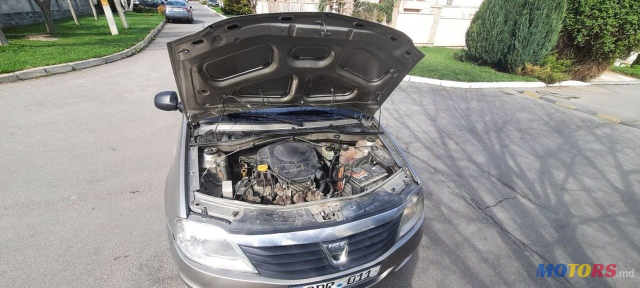 2008' Dacia Logan photo #3