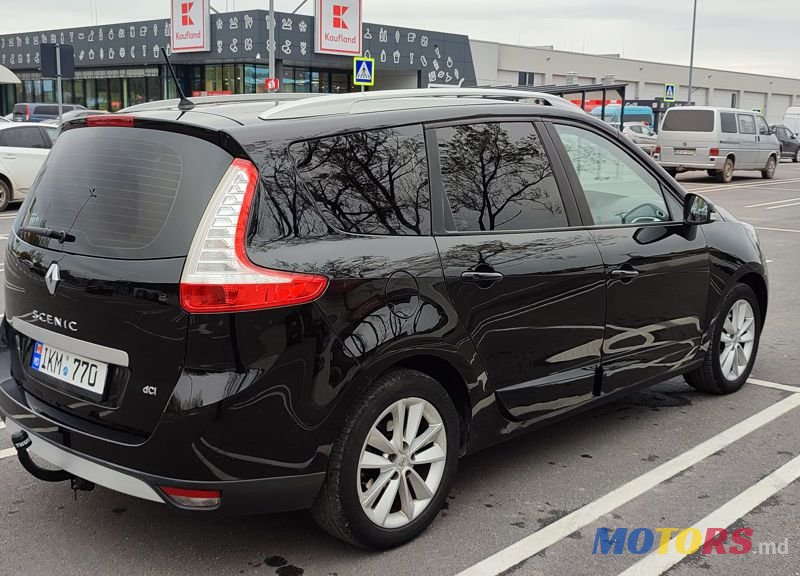 2013' Renault Grand Scenic photo #4