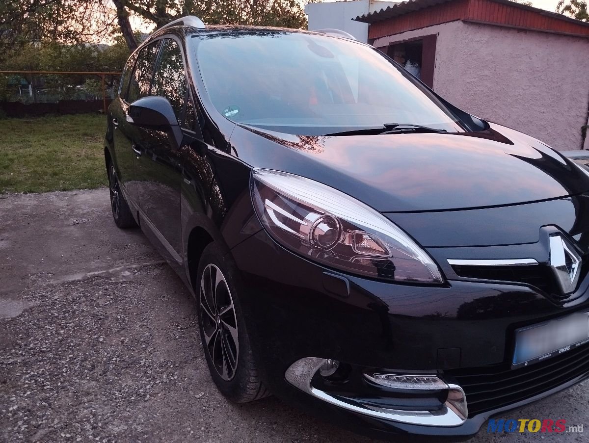 2014' Renault Grand Scenic photo #3