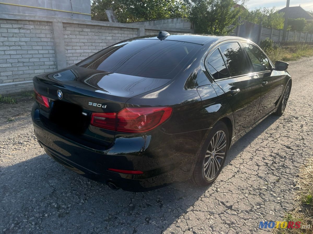 2018' BMW 5 Series photo #2