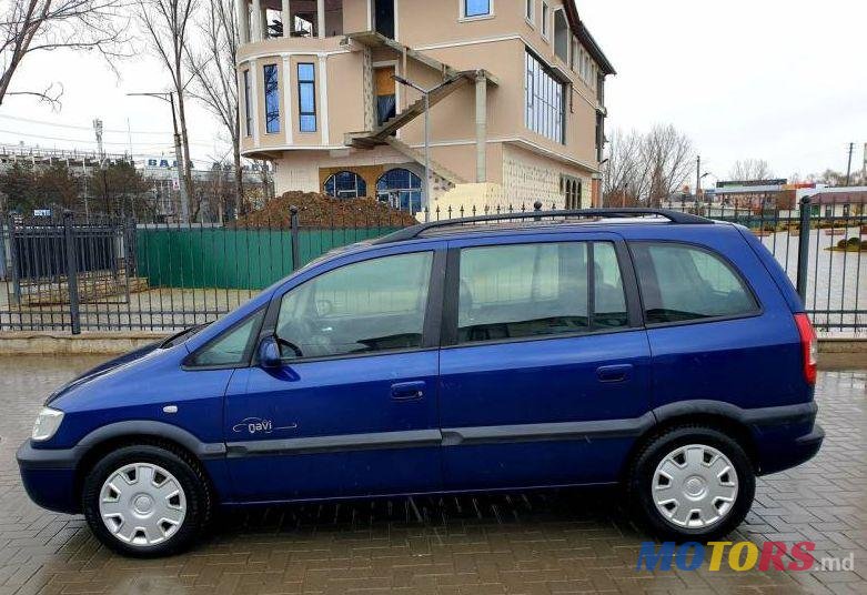 2004' Opel Zafira photo #2