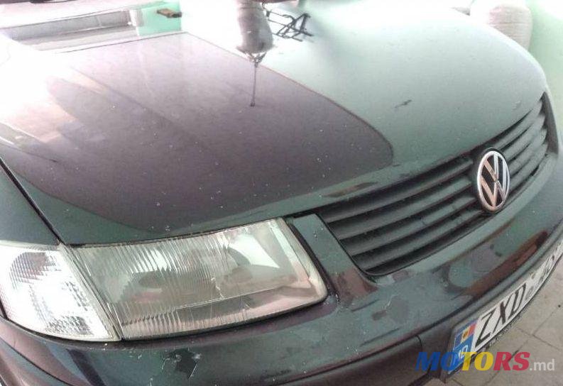 1999' Volkswagen Passat photo #1