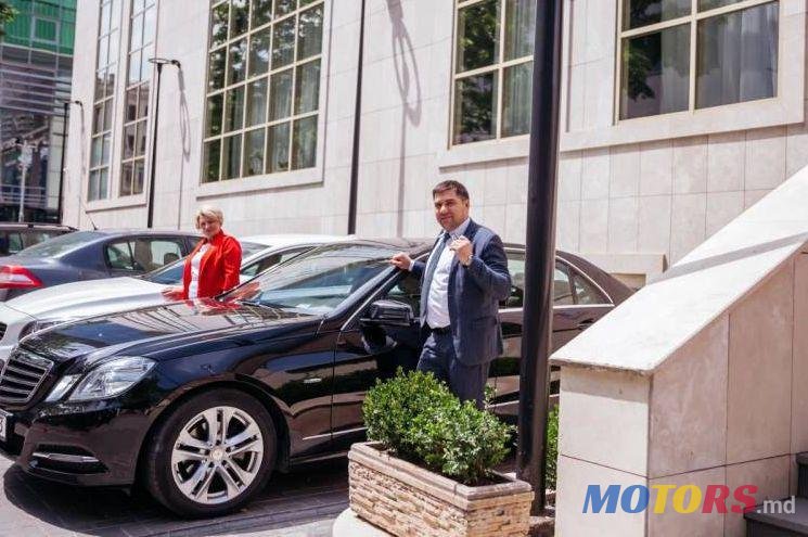 2012' Mercedes-Benz E photo #1