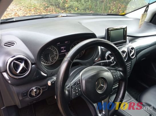 2014' Mercedes-Benz B-Class photo #6