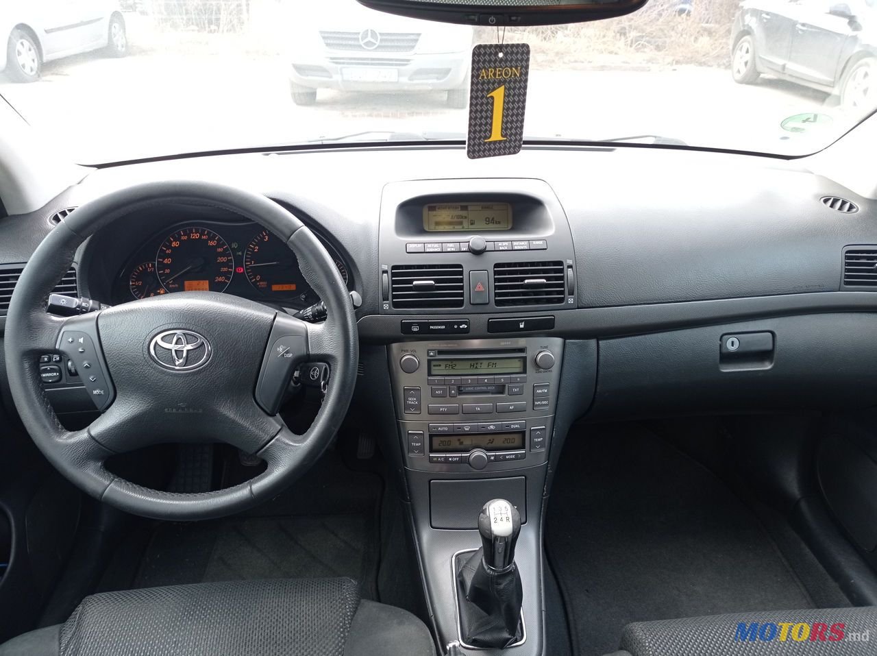 2006' Toyota Avensis photo #1