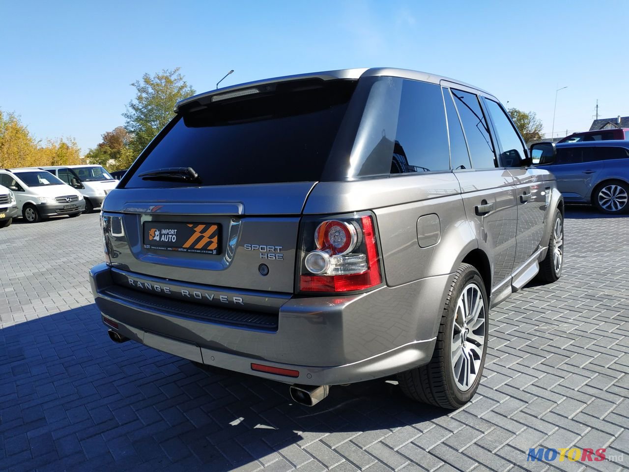 2011' Land Rover Range Rover Sport photo #5