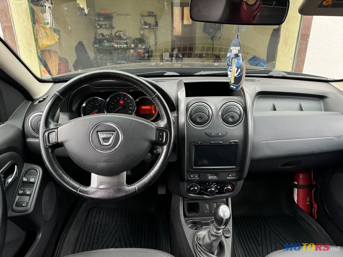 2015' Dacia Duster photo #6