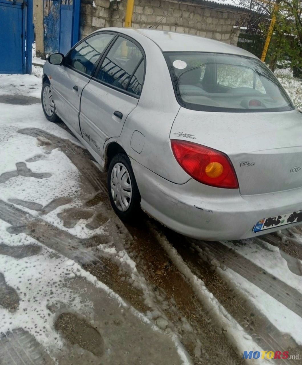 2002' Kia Rio photo #4