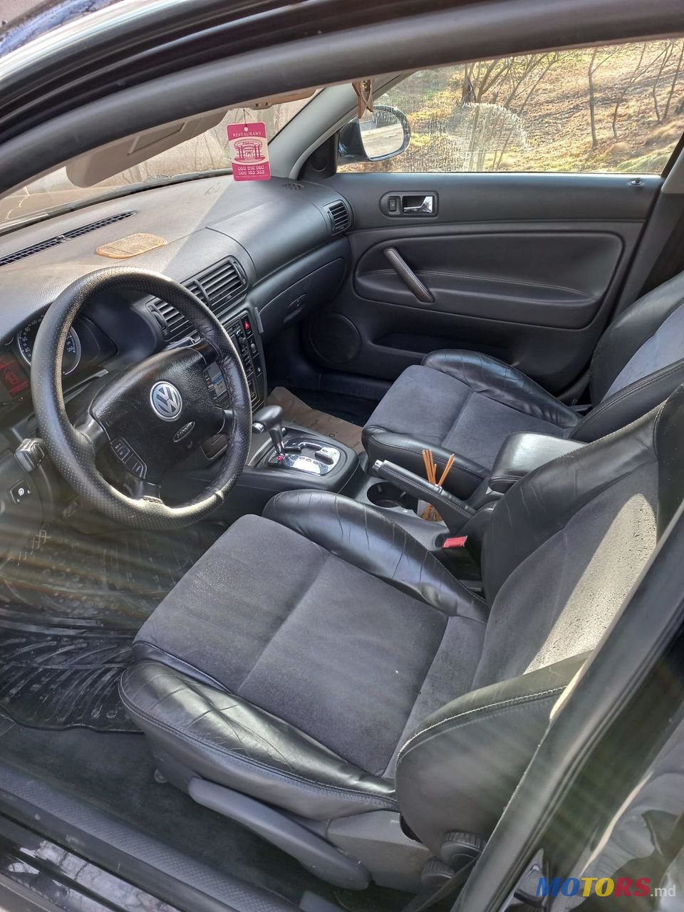 2005' Volkswagen Passat photo #6