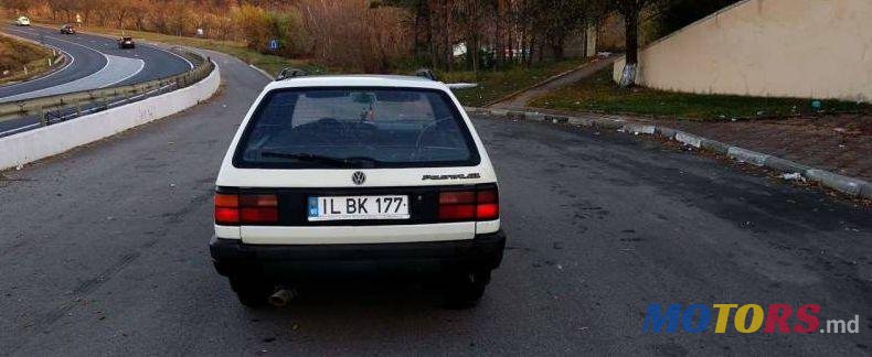 1993' Volkswagen Passat photo #2
