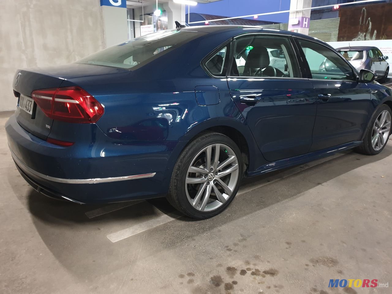 2018' Volkswagen Passat photo #2