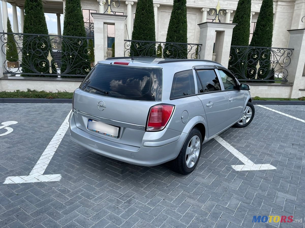 2007' Opel Astra photo #3