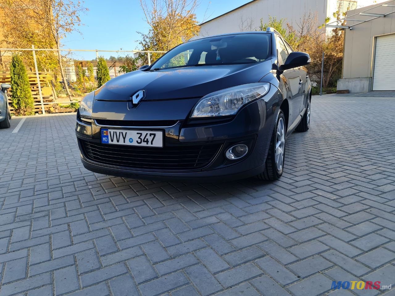 2012' Renault Megane photo #1