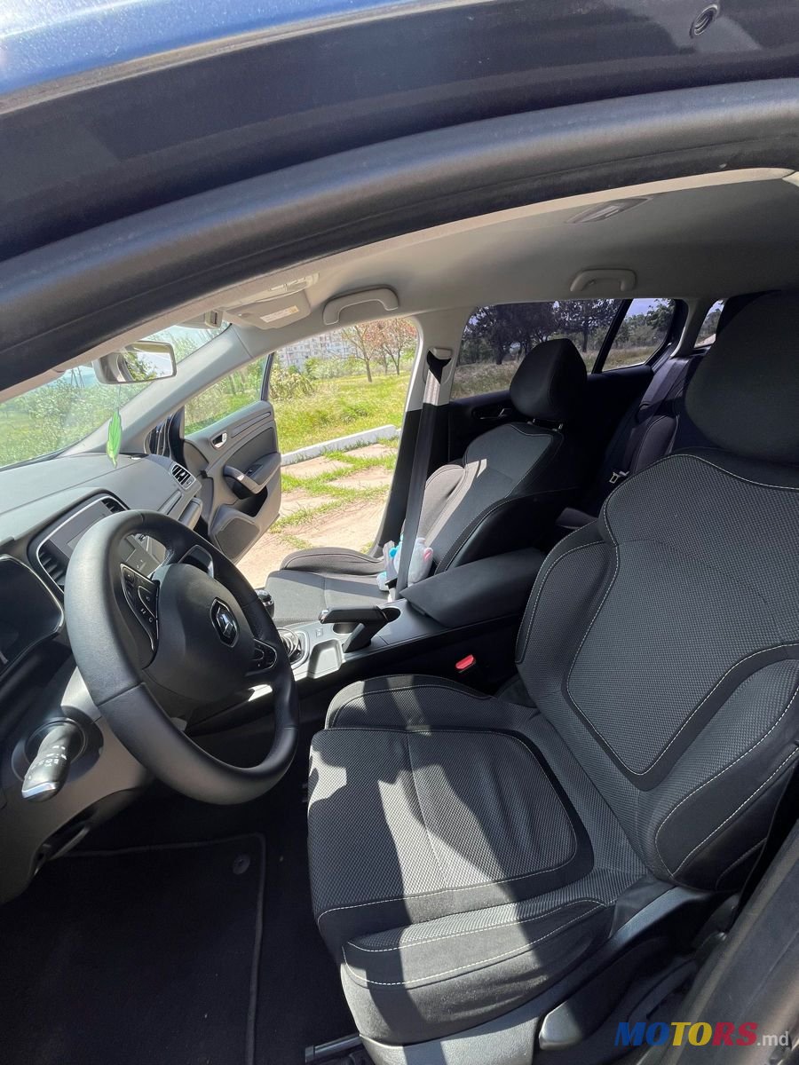 2019' Renault Megane photo #6