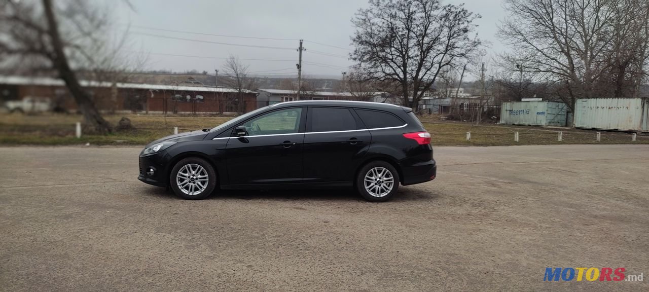 2013' Ford Focus photo #3