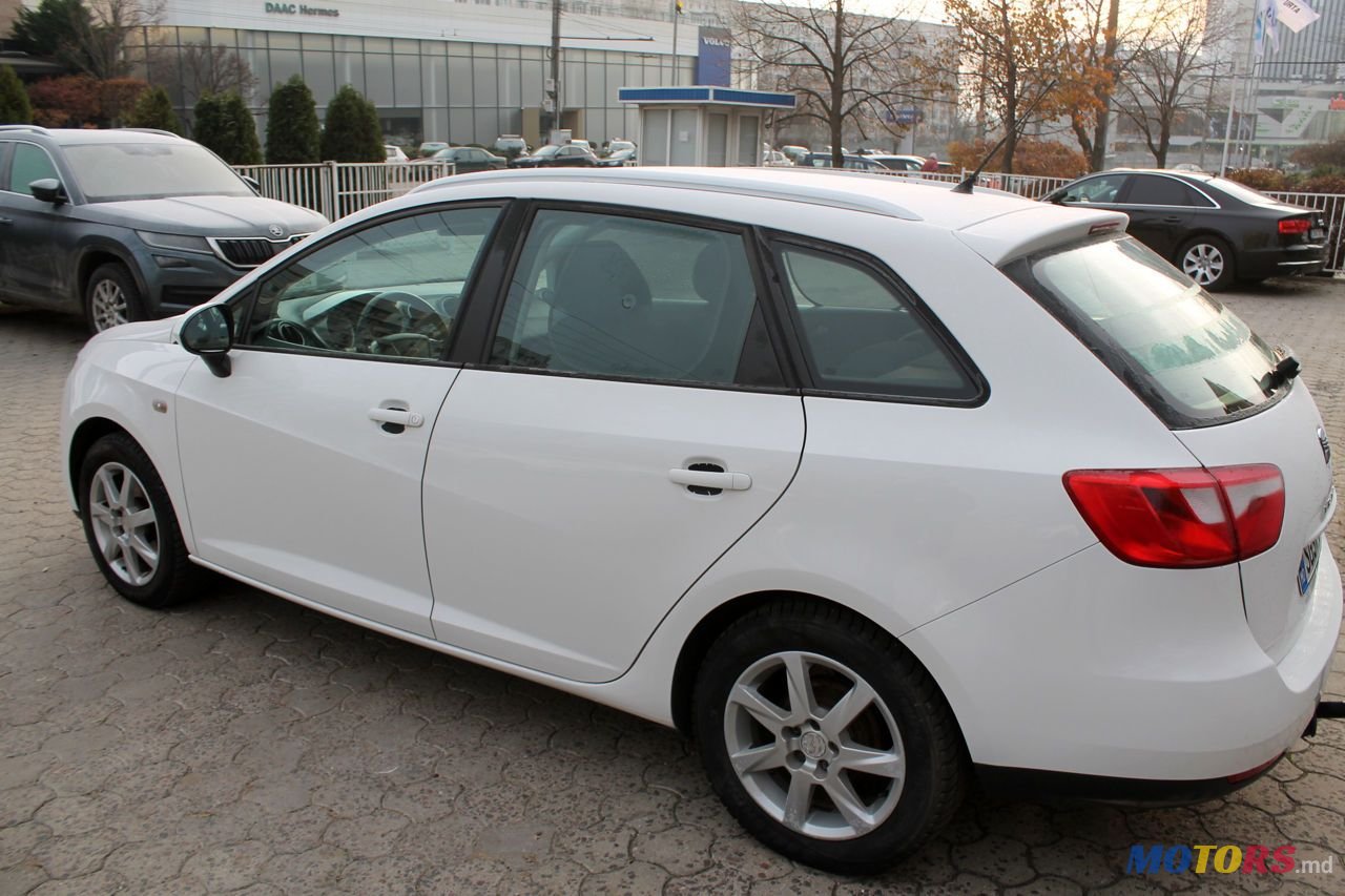 2011' SEAT Ibiza photo #3