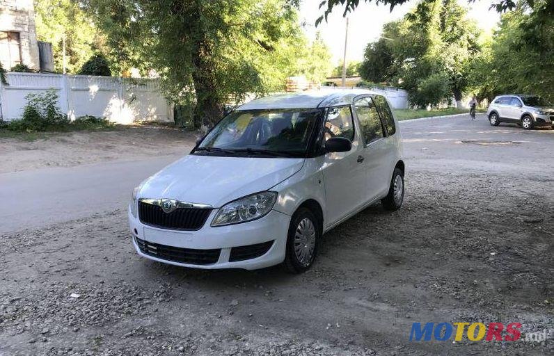 2011' Skoda Roomster photo #1