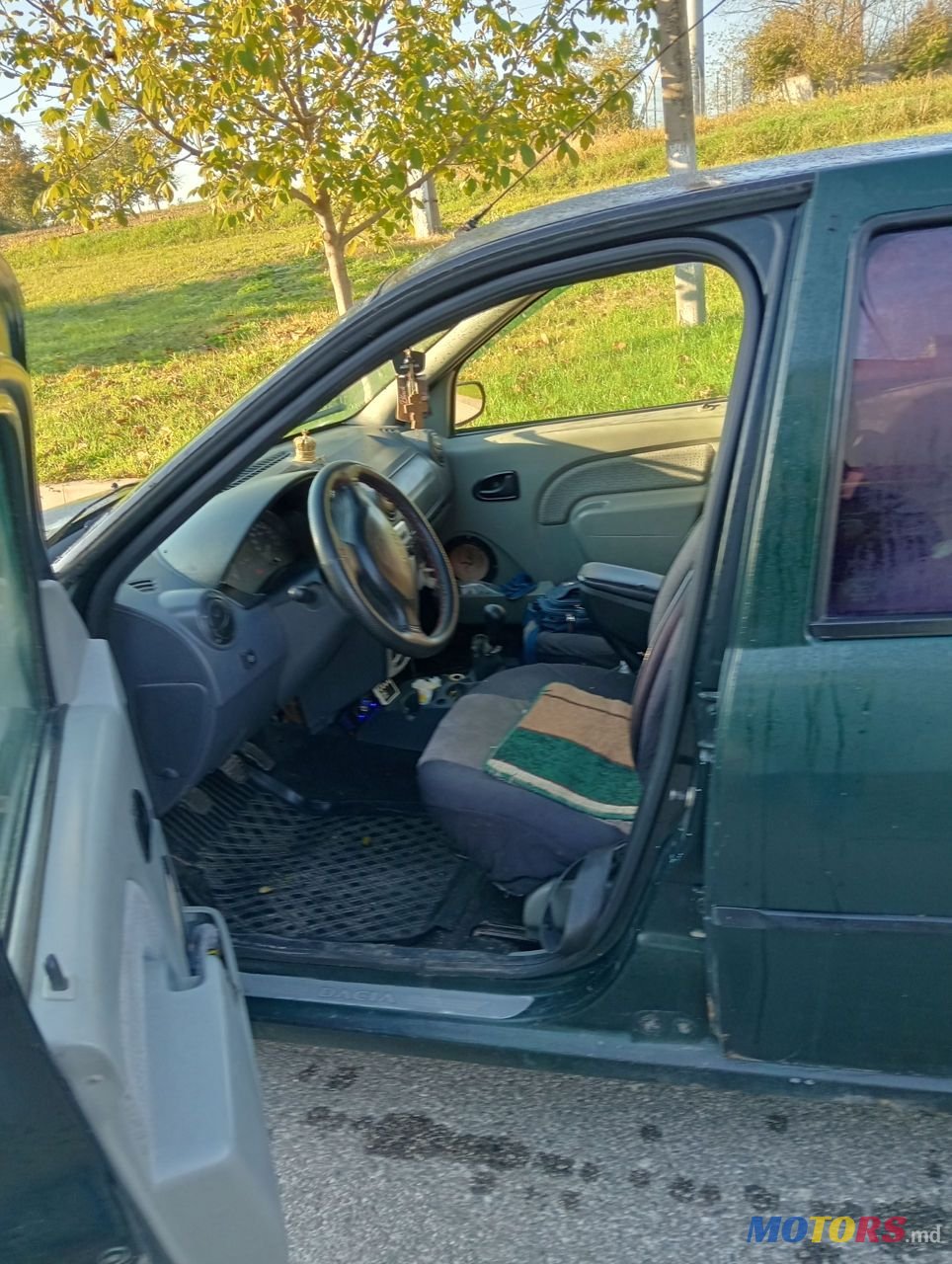 2005' Dacia Logan photo #1