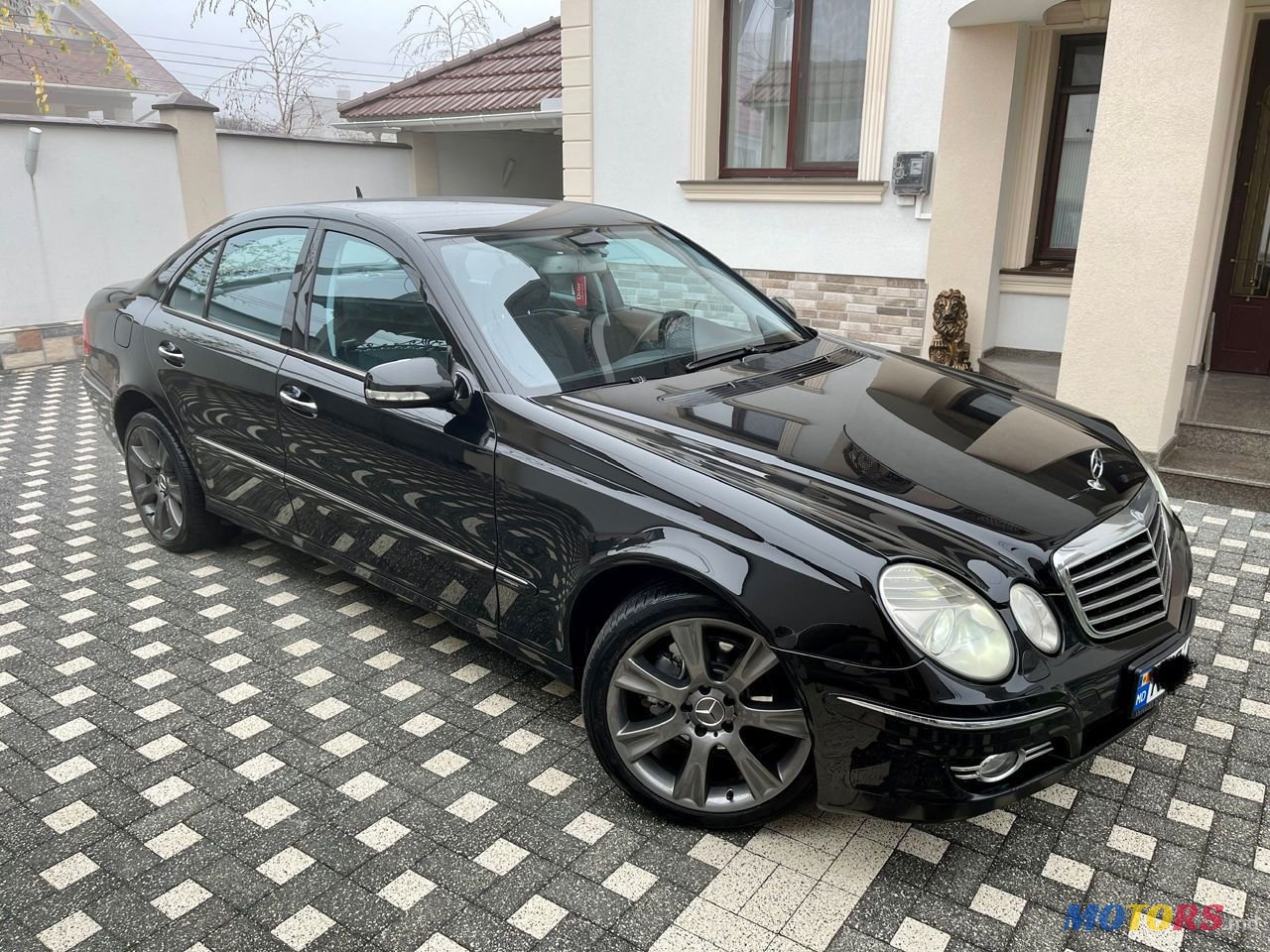 2007' Mercedes-Benz E Класс photo #4