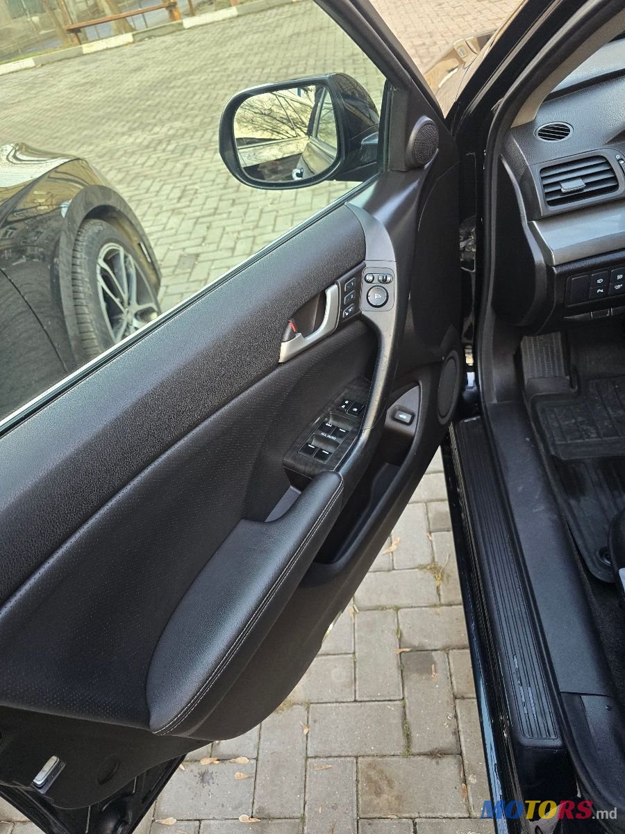 2009' Honda Accord photo #5