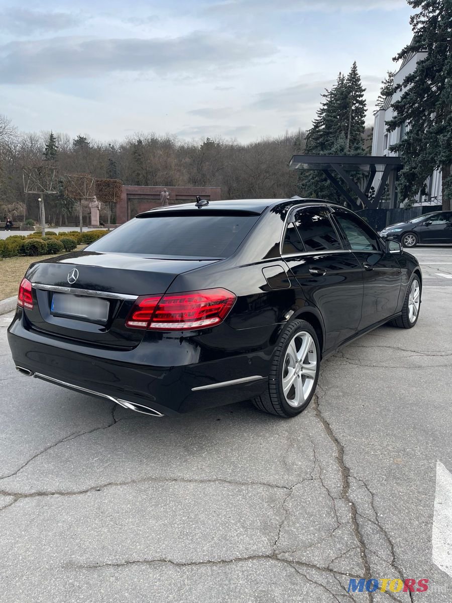 2015' Mercedes-Benz E-Class photo #4