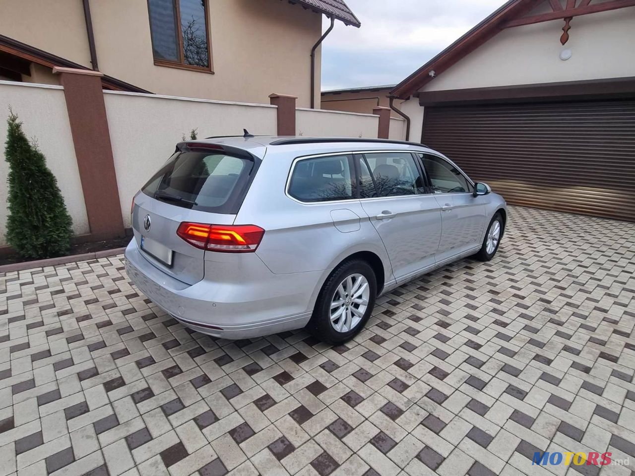 2019' Volkswagen Passat photo #3