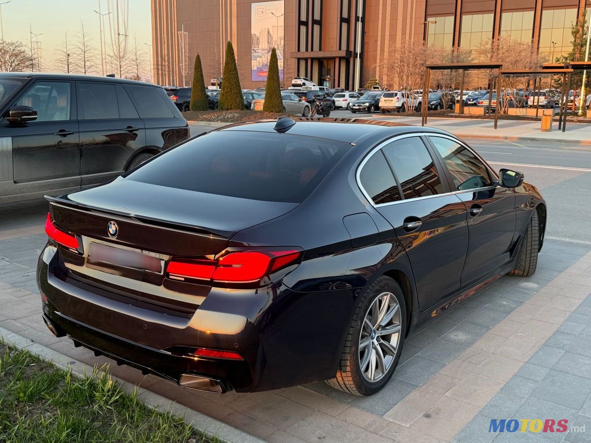 2017' BMW 5 Series photo #2