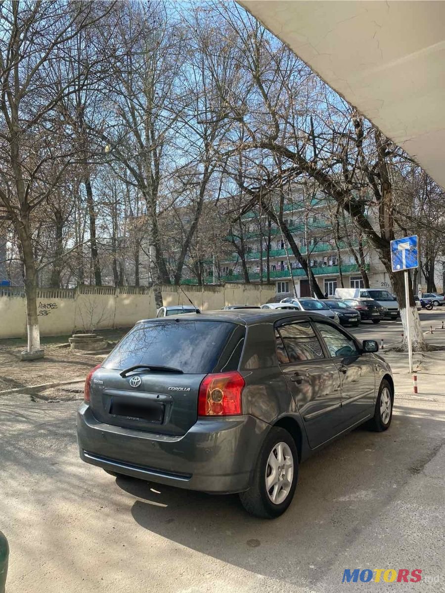 2005' Toyota Corolla photo #1