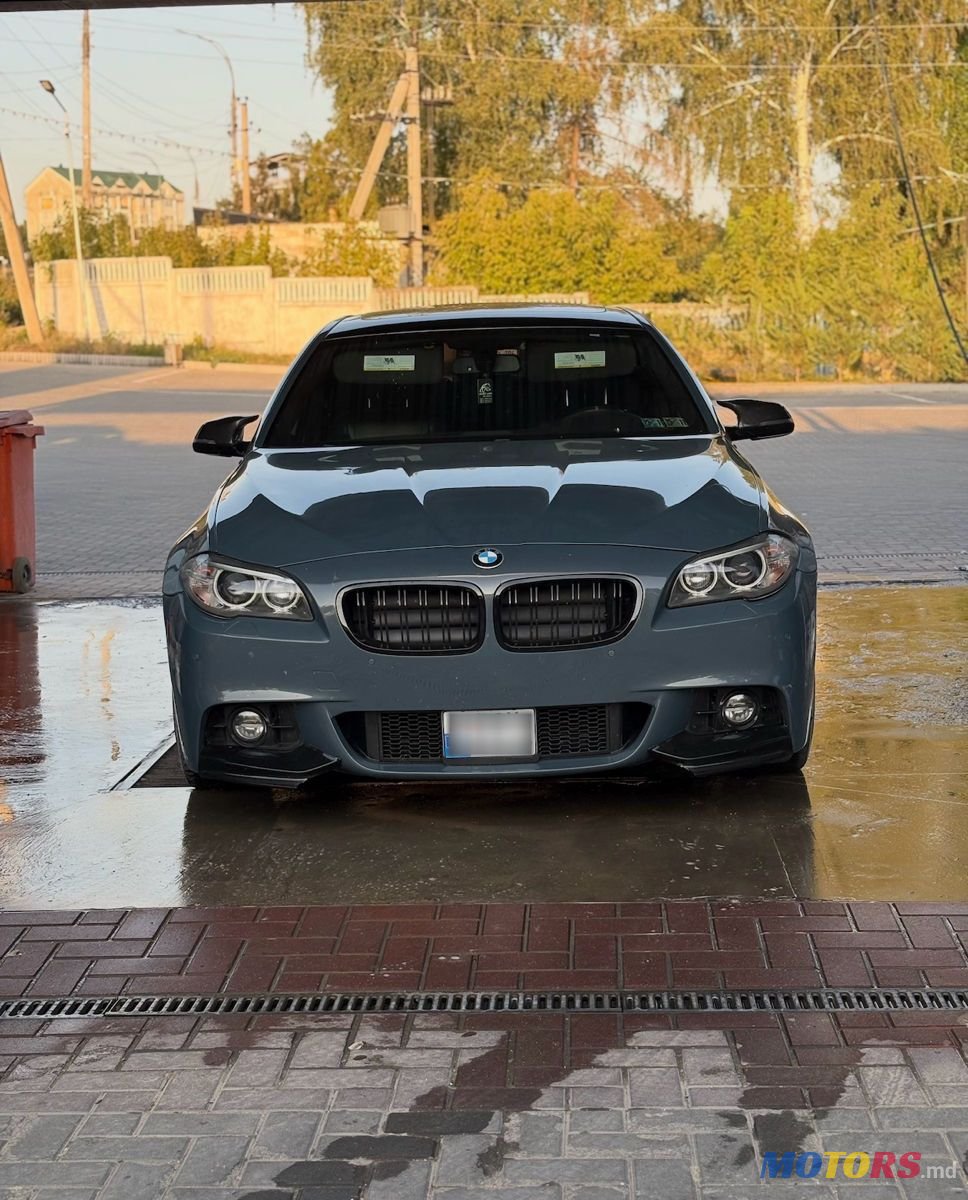 2014' BMW 5 Series photo #1