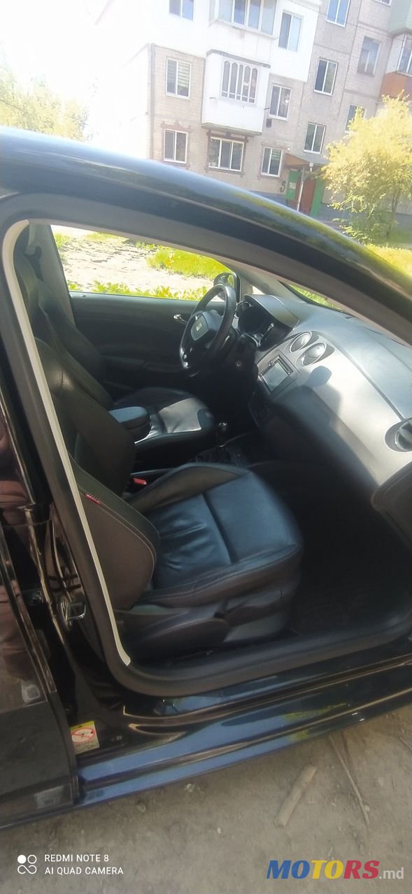 2012' SEAT Ibiza photo #2