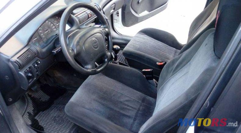 1997' Opel Astra photo #2