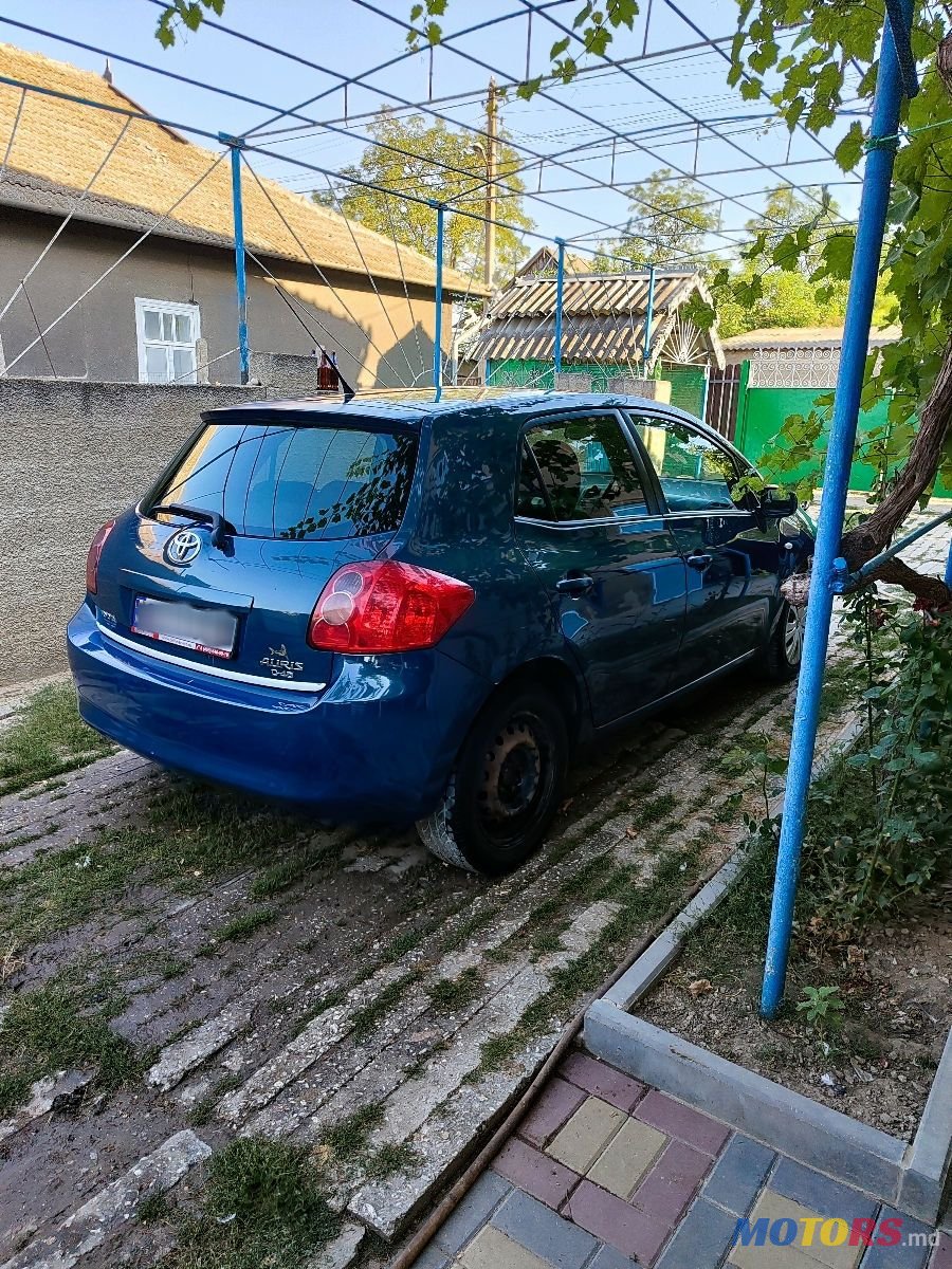 2007' Toyota Auris photo #5